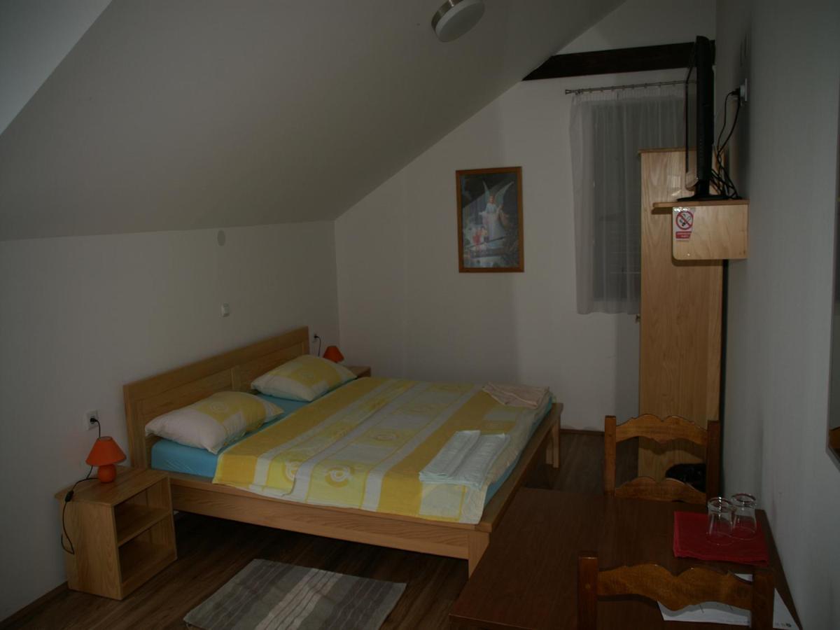 Bed & Breakfast Helena Bed & Breakfast Grabovac  Room photo